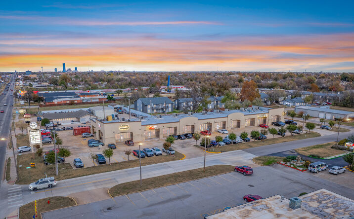 Pictures of Retail property located at 7220 S Western Ave - Oklahoma City, OK 73139, Oklahoma City, OK 73139 for sales - image #1