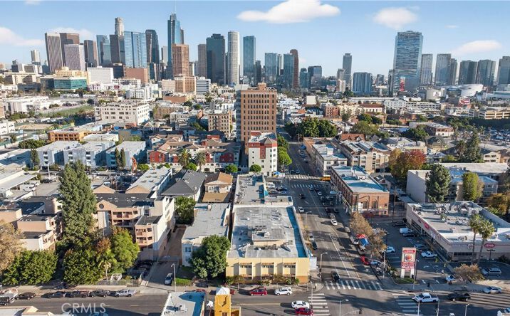 Pictures of Office property located at 1833 W 8th Street, Los Angeles, CA 90057 for sales - image #1
