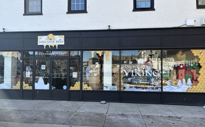 Pictures of Business for Sale property located at 7 Center Square, Hanover, PA 17331 for sales - image #1