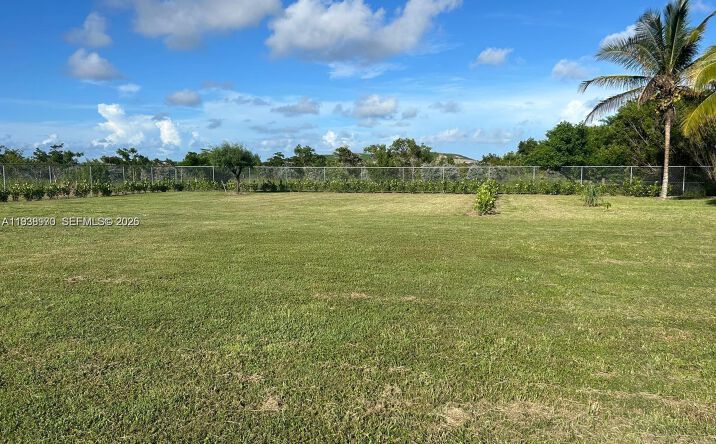 Pictures of Land property located at 10305 SW 248th St, Homestead, FL 33032 for sales - image #1