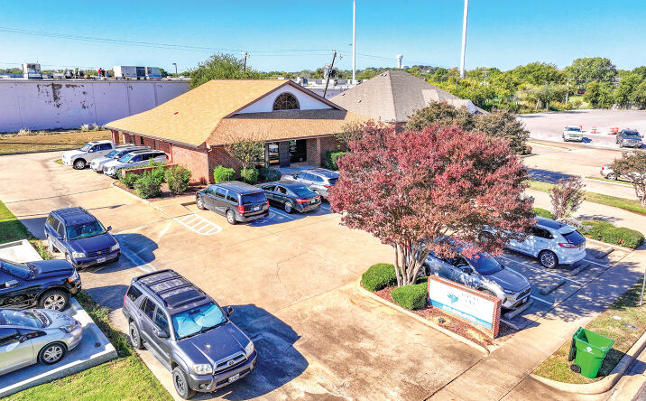 Pictures of Office property located at 209 Market St, Burleson, TX 76028 for sales - image #1