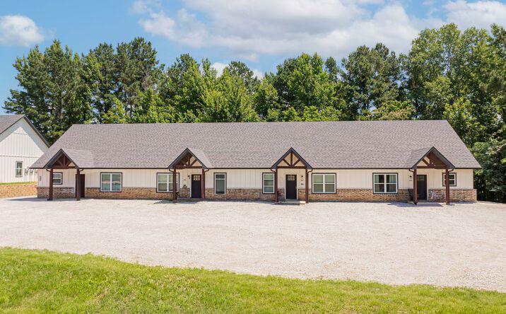 Pictures of Multifamily property located at 128 Loye Ln, Hawkins, TX 75765 for sales - image #1