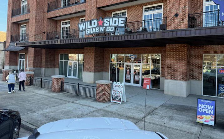 Pictures of Retail property located at 2531 University Blvd, Tuscaloosa, AL 35401 for sales - image #1