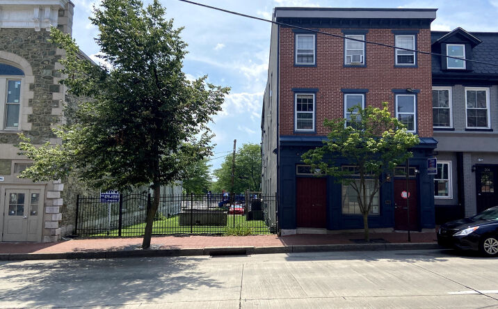 Pictures of Multifamily, Mixed Use property located at 208-210 East Market Street, West Chester, PA 19382 for sales - image #1