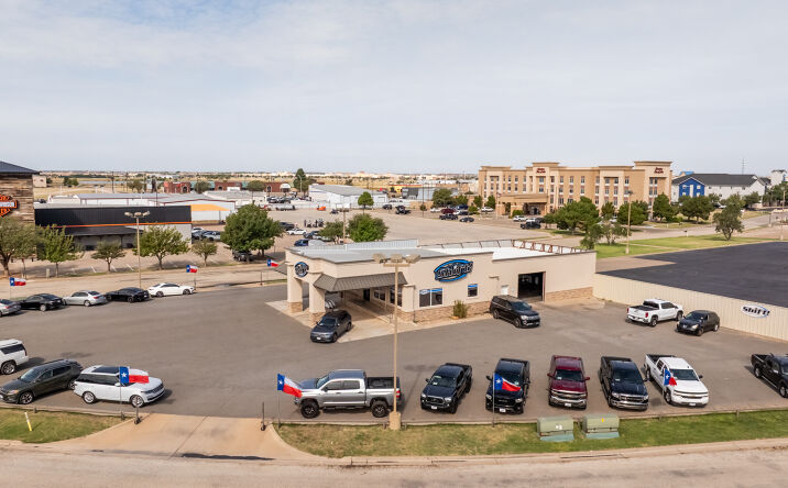 Pictures of Retail property located at 5610 58th St, Lubbock, TX 79424 for sales - image #1