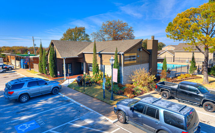 Pictures of Multifamily property located at 2303 S 137th E Ave, Tulsa, OK 74134 for sales - image #1