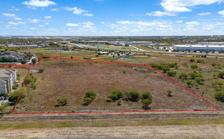 Pictures of Land property located at 531 S Acme Rd, San Antonio, TX 78237 for sales - image #1