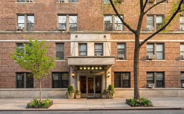 Pictures of Multifamily property located at 15 W 75th St, New York, NY 10023, 47 W 74th St, New York, NY 10023, 47 W 74th St, New York, NY 10023 for sales - image #1