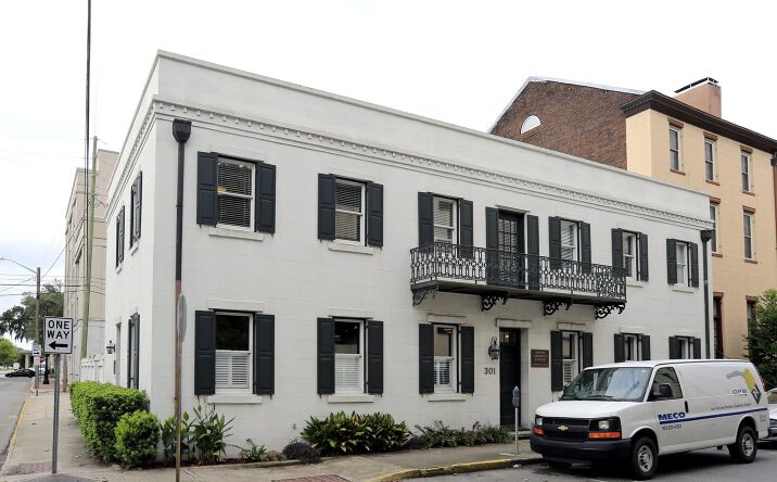 Pictures of Office property located at 301 W York St, Savannah, GA 31401 for sales - image #1