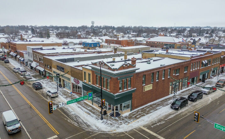 Pictures of Mixed Use, Retail property located at 509 1/2 Sinclair Lewis Ave & 312 Main St S, Sauk Centre, MN 56378 for sales - image #1