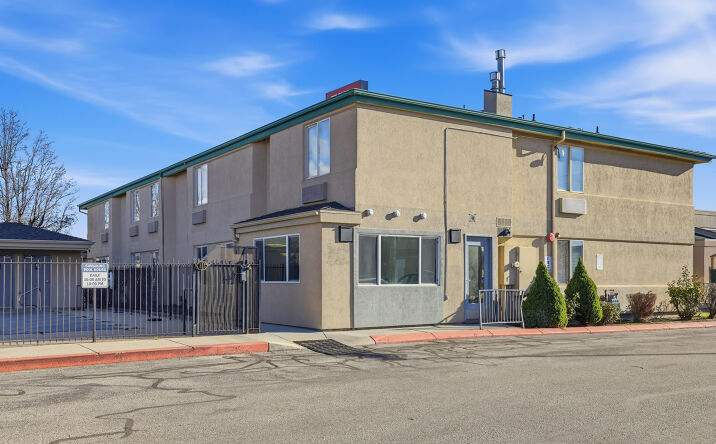 Pictures of Office, Retail property located at 1475 S Meridian Rd, Meridian, ID 83642 for sales - image #1