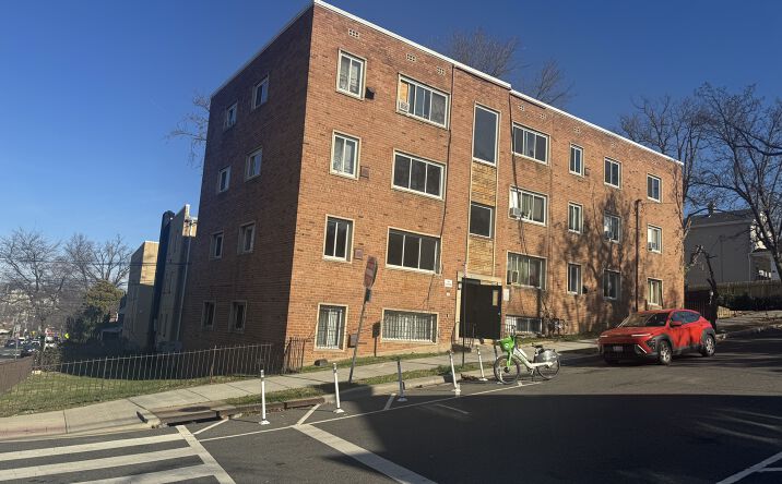 Pictures of Multifamily property located at 5200 Clay St NE, Washington, DC 20019 for sales - image #1