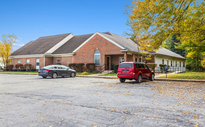 Pictures of Office property located at 8984 US-20, New Carlisle, IN 46552 for sales - image #1