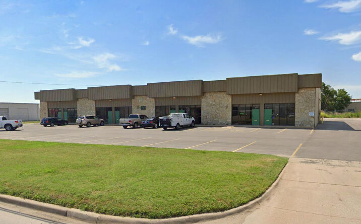 Pictures of Industrial property located at 3601 W Harry St, Wichita, KS 67213 for sales - image #1