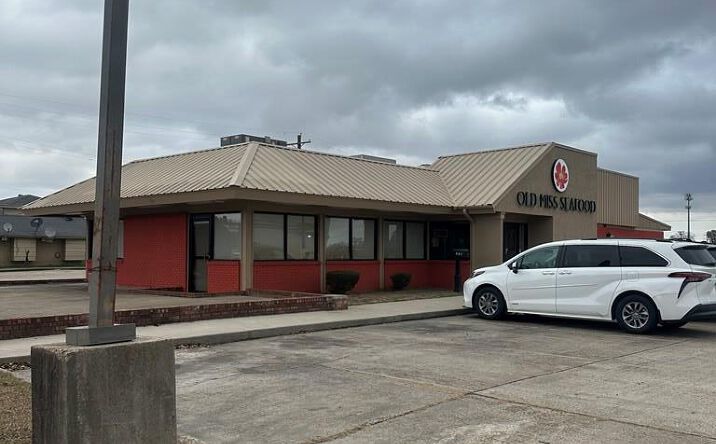 Pictures of Retail property located at 710 MS-1, Greenville, MS 38701 for sales - image #1