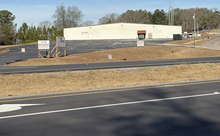 Pictures of Industrial, Mixed Use, Retail property located at 60 S Mountain Dr, Decatur, AL 35603 for sales - image #1
