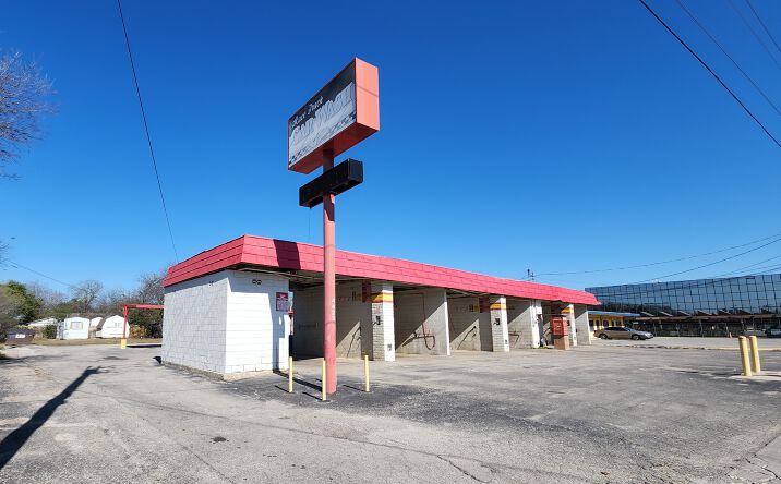 Pictures of Mixed Use, Retail property located at 4423 E Houston St, San Antonio, TX 78220 for sales - image #1