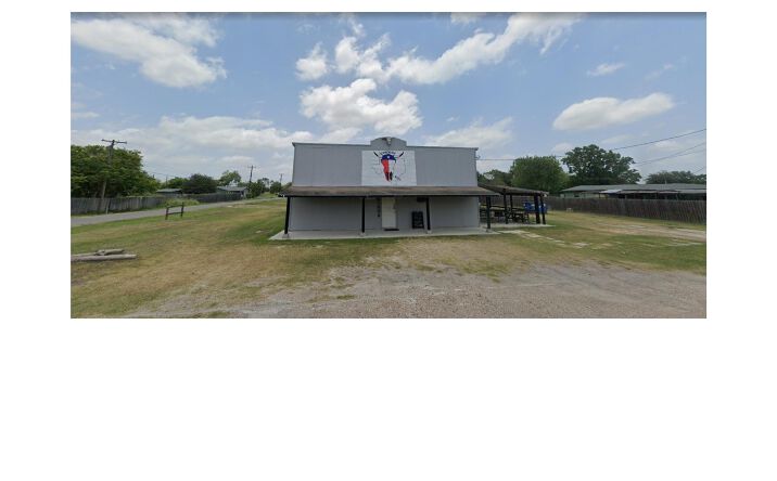 Pictures of Retail property located at 501 Danforth St, Woodsboro, TX 78393 for sales - image #1