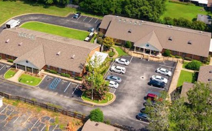 Pictures of Senior Living property located at 52 Angels Ct, Montgomery, AL 36109 for sales - image #1