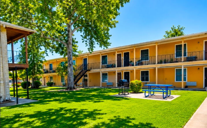 Pictures of Multifamily property located at 309 Root Ave, Killeen, TX 76541 for sales - image #1