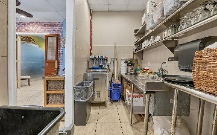 Pictures of Retail property located at N Tamiami Trl, Nokomis, FL 34275 for sales - image #1