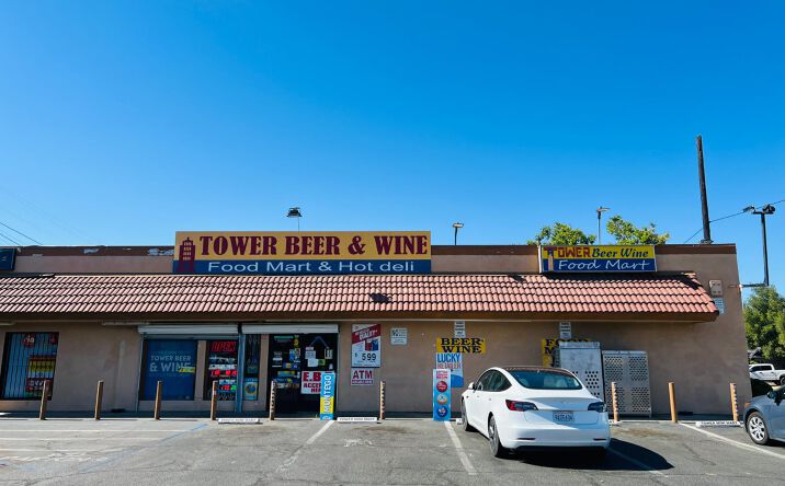 Pictures of Retail property located at 441 W Olive Ave, Fresno, CA 93728 for sales - image #1