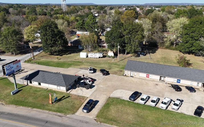 Pictures of Office property located at 801 W Main Street, Stigler, OK 74462 for sales - image #1