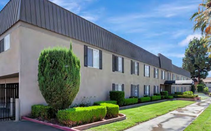 Pictures of Multifamily property located at 1480 Seventh St, Riverside, CA 92507 for sales - image #1