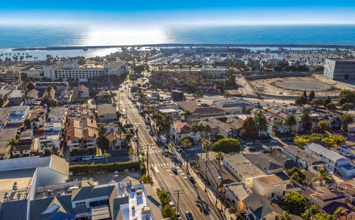 Pictures of Multifamily property located at 502 N Elena Avenue, Redondo Beach, CA 90277 for sales - image #1