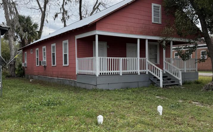 Pictures of Office property located at 226 S THOMPSON Street, Starke, FL 32091 for sales - image #1