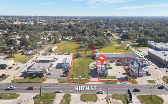 Pictures of Retail property located at 1504 Ruth St, Sulphur, LA 70663 for sales - image #1