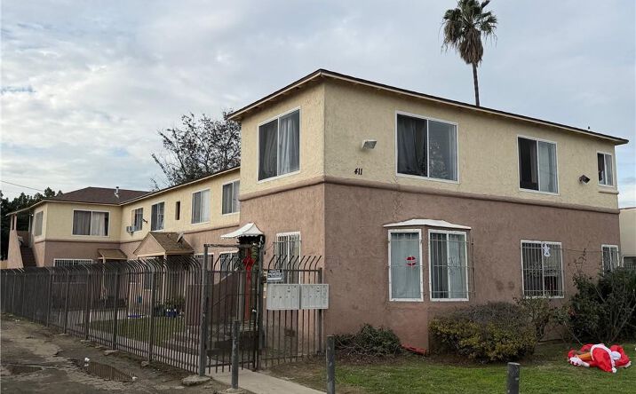 Pictures of Multifamily property located at 411 N Chester, Compton, CA 90221 for sales - image #1