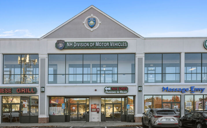 Pictures of Retail property located at 401 S Willow St, Manchester, NH 03103 for sales - image #1