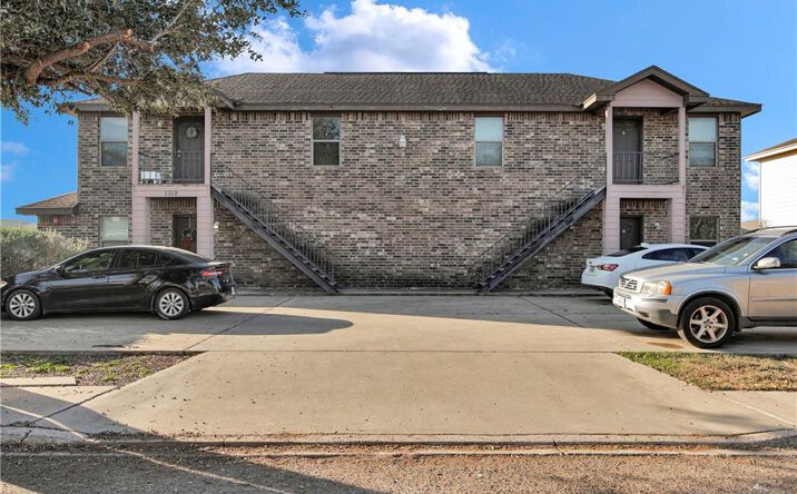 Pictures of Multifamily property located at 1312 Carmen Avenue, Edinburg, TX 78541 for sales - image #1