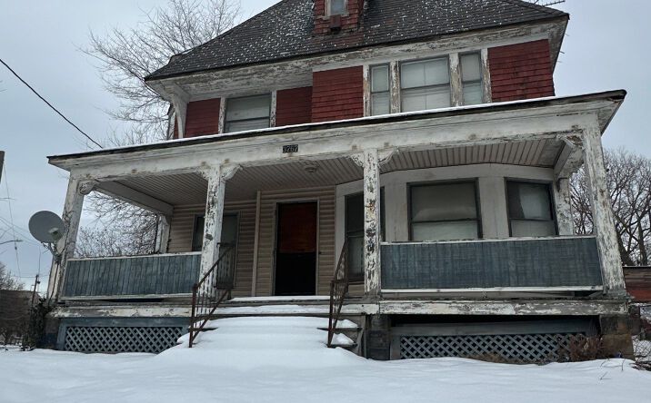 Pictures of Multifamily property located at 3417 E 52nd St, Cleveland, OH 44127, 3357 East Blvd, Cleveland, OH 44104, 3767 E 71st St, Cleveland, OH 44105 for sales - image #1