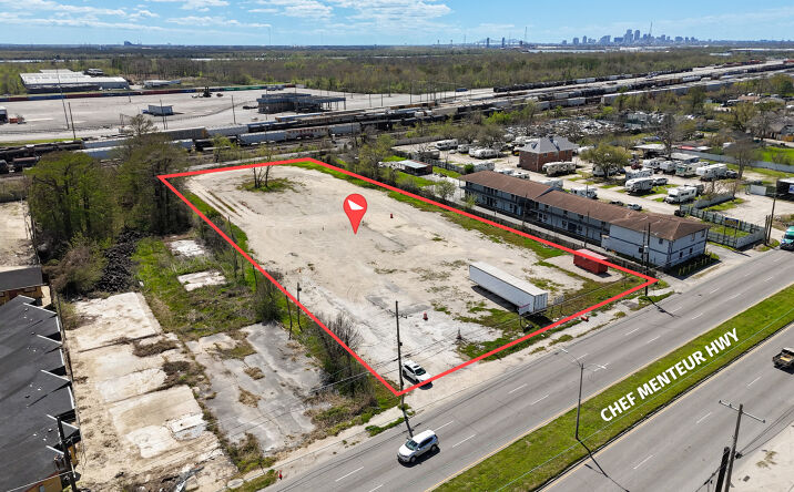 Pictures of Land property located at 7708 Chef Menteur Hwy, New Orleans, LA 70126 for sales - image #1