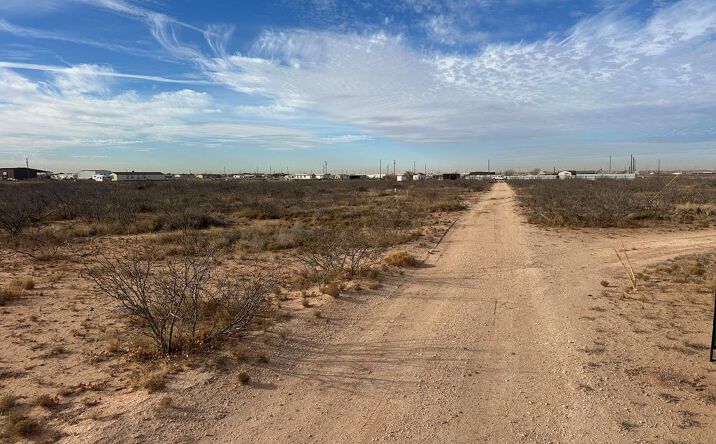 Pictures of Land property located at 12512 E County Rd 84, Midland, TX 79707 for sales - image #1