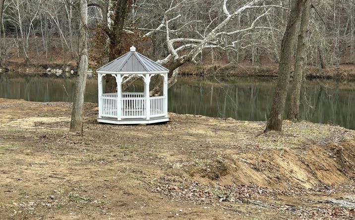 Pictures of Land property located at 136 Lansworth Drive, Austinville, VA 24312 for sales - image #1