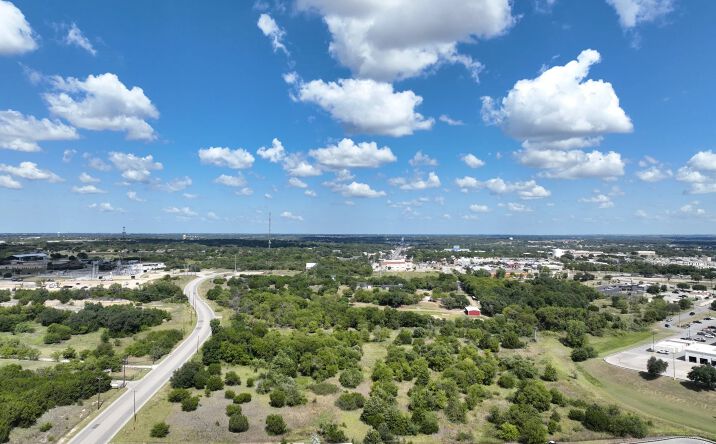 Pictures of Land property located at 1945 Tin Top Rd, Weatherford, TX 76086 for sales - image #1