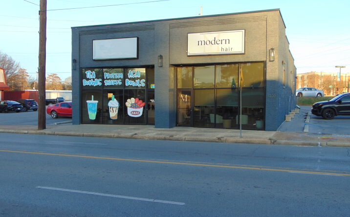 Pictures of Mixed Use, Retail property located at 1220 N Wood Ave, Florence, AL 35630 for sales - image #1
