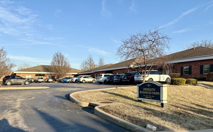 Pictures of Mixed Use, Office property located at 918 Hemsath Rd, Saint Charles, MO 63303 for sales - image #1