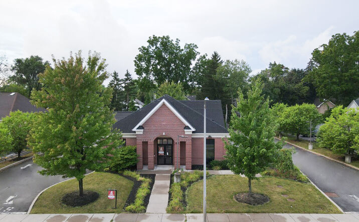 Pictures of Retail property located at 1655 Monroe Ave, Rochester, NY 14618 for sales - image #1