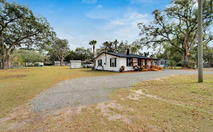 Pictures of Multifamily property located at 2719 N 67th St, Tampa, FL 33619 for sales - image #1