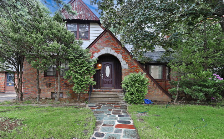 Pictures of Multifamily property located at 4-21 Saddle River Rd, Fair Lawn, NJ 07410 for sales - image #1