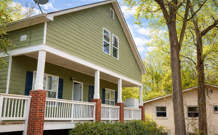 Pictures of Multifamily property located at 2054 Joseph E. Boone Blvd NW, Atlanta, GA 30314 for sales - image #1