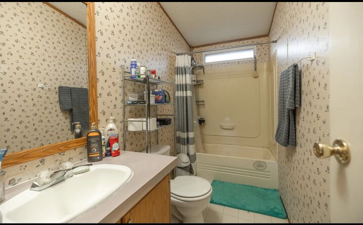 Pictures of Land property located at 19546 Golden Dr, Raymondville, MO 65555 for sales - image #1