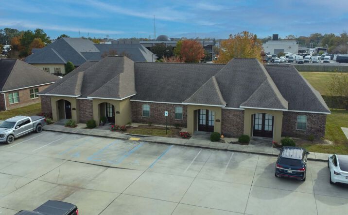 Pictures of Office property located at 4326 Sherwood Common Blvd, Stes 102/202, Baton Rouge, LA 70816 for sales - image #1