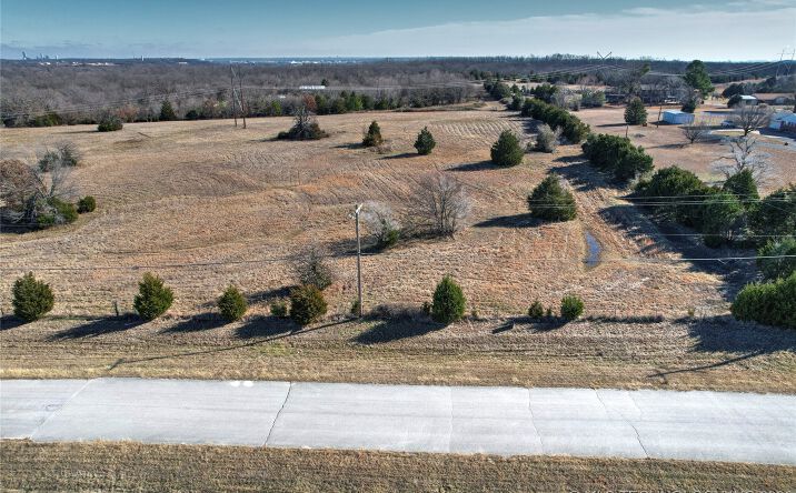 Pictures of Land property located at S Highway 97 Highway, Sapulpa, OK 74066 for sales - image #1