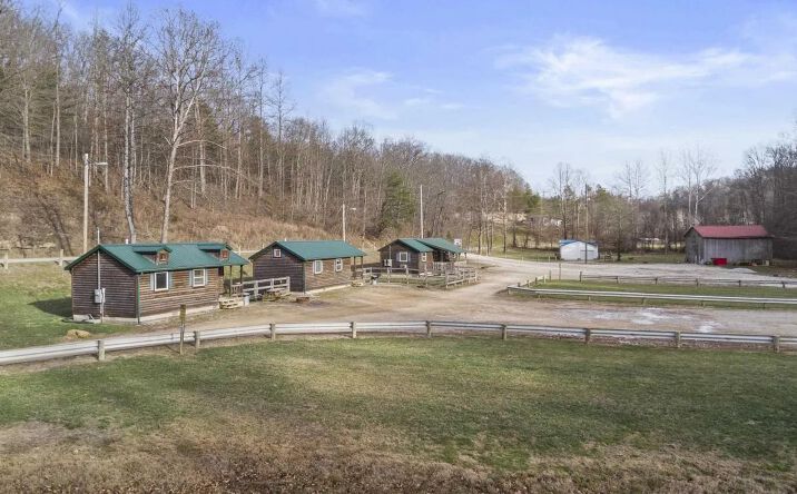 Pictures of Land property located at 250 Four Mile Road, 48241, KY 41168 for sales - image #1