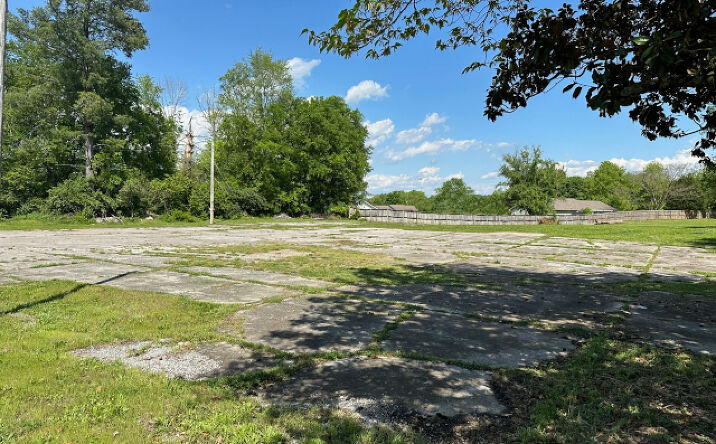 Pictures of Land property located at 2738 E Broadway Ave, Maryville, TN 37804 for sales - image #1